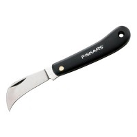 Briceag de altoit cu varf curbat Fiskars K62