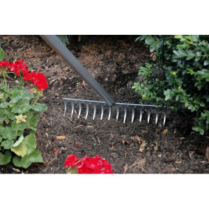 Grebla metalica pentru sol Fiskars Ergonomic