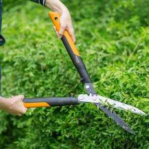 Foarfeca pentru gard viu Fiskars HSX92